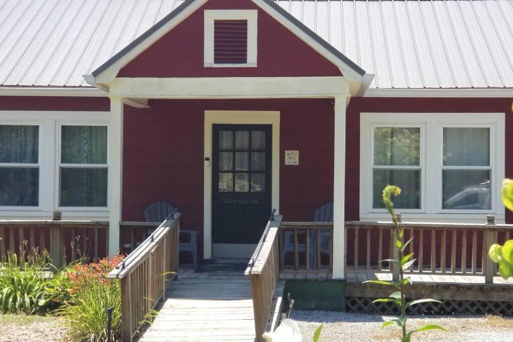 Charming Cottage In Morganton With Ample Parking Ngoại thất bức ảnh